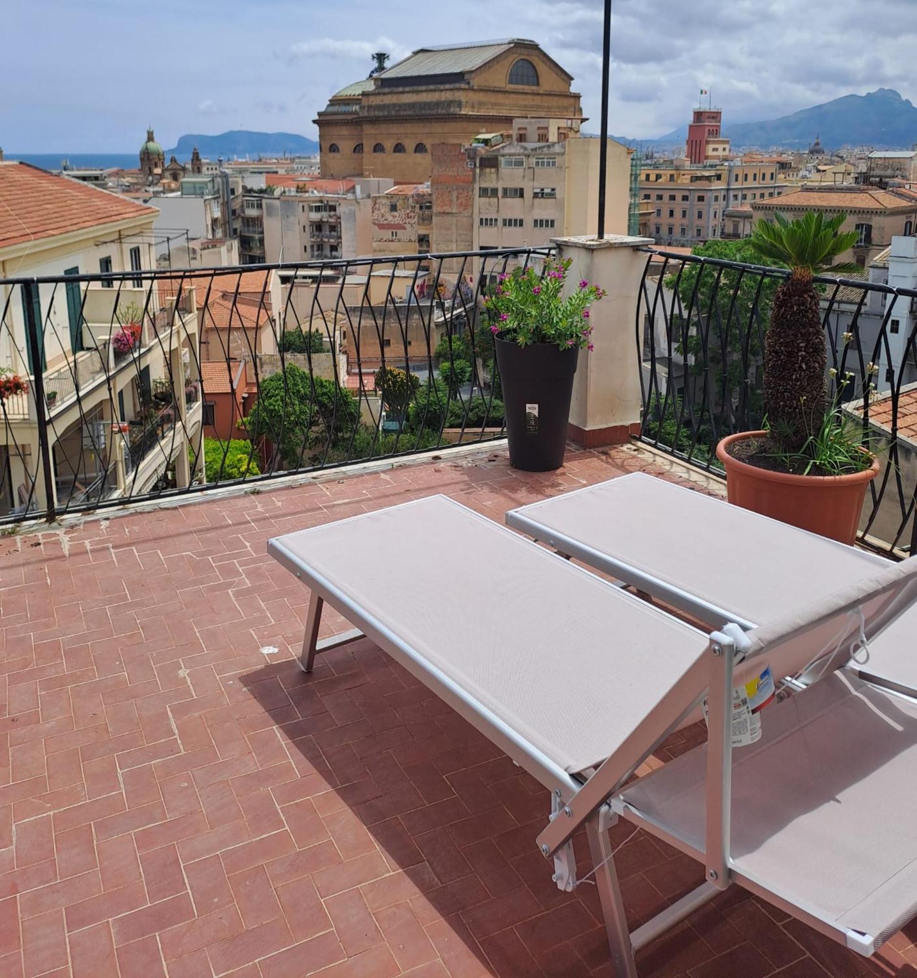 Residenza Paola Apartman Palermo Kültér fotó